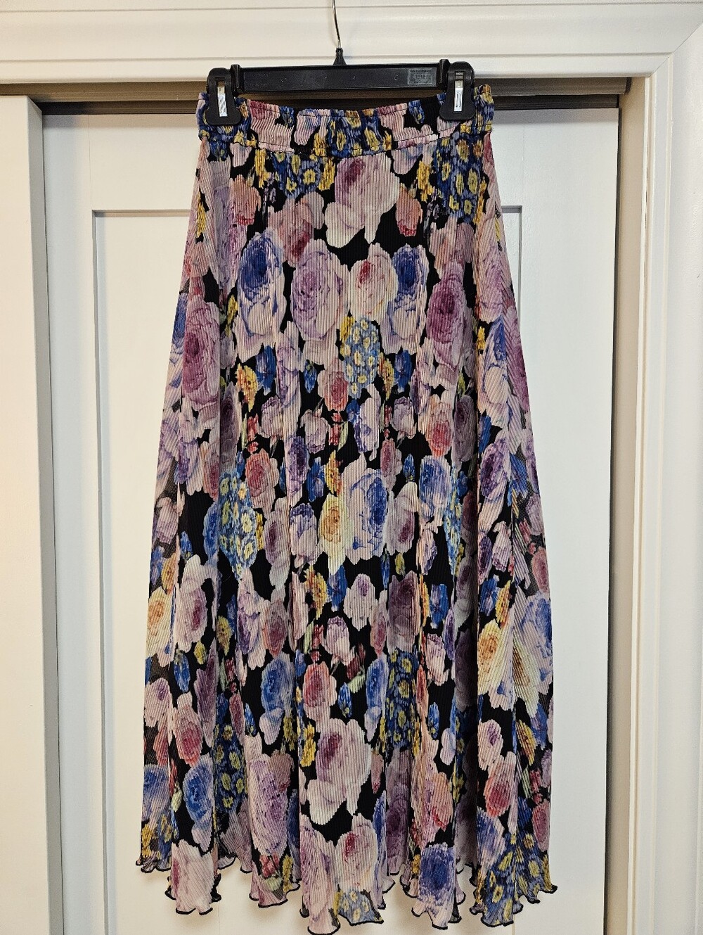 Ganni Floral Pleated Midi Skirt In Purple & Black